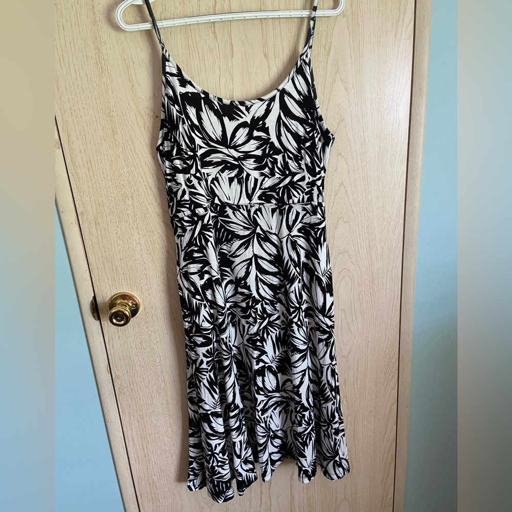 Loft Ann Taylor Black White Sleeveless Floral Lined Dress Petite Sz L Pockets